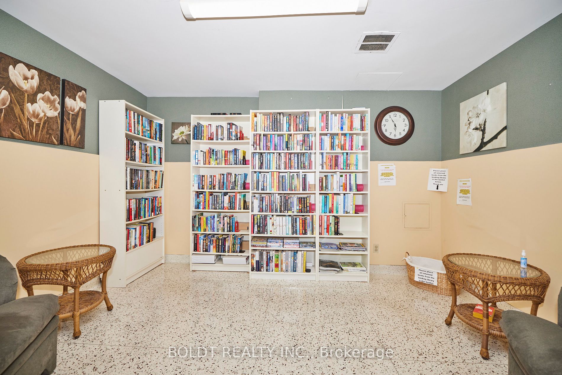 15 Towering Heights Boulevard #1204
