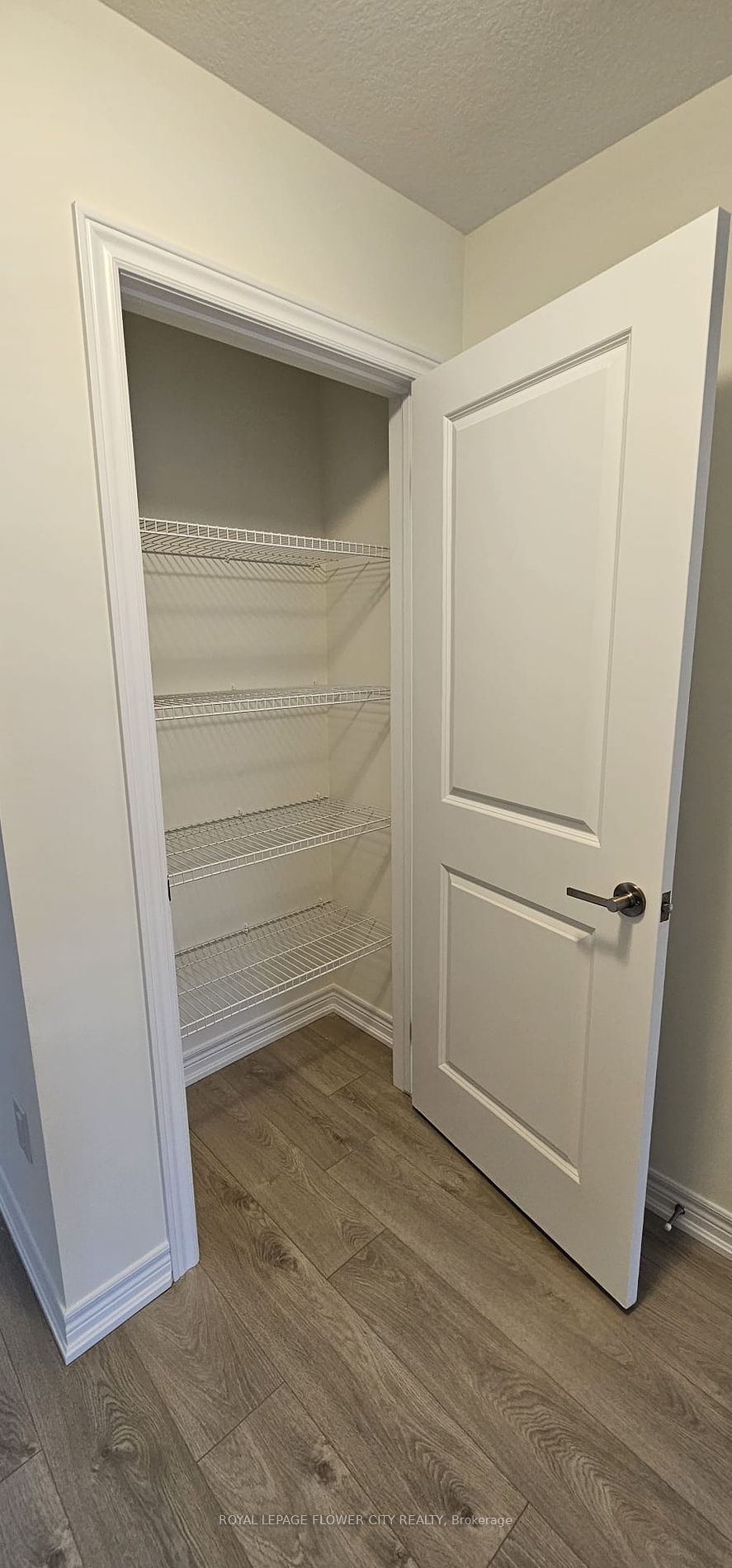 10 Birmingham Dr, #106