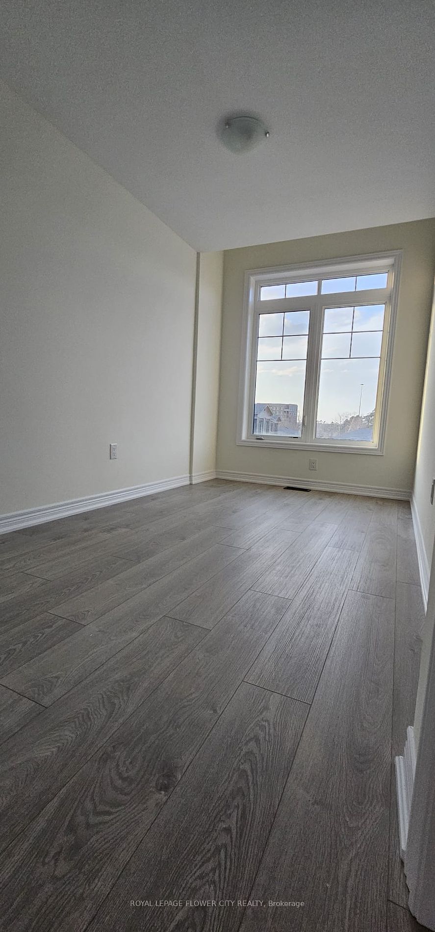 10 Birmingham Dr, #106