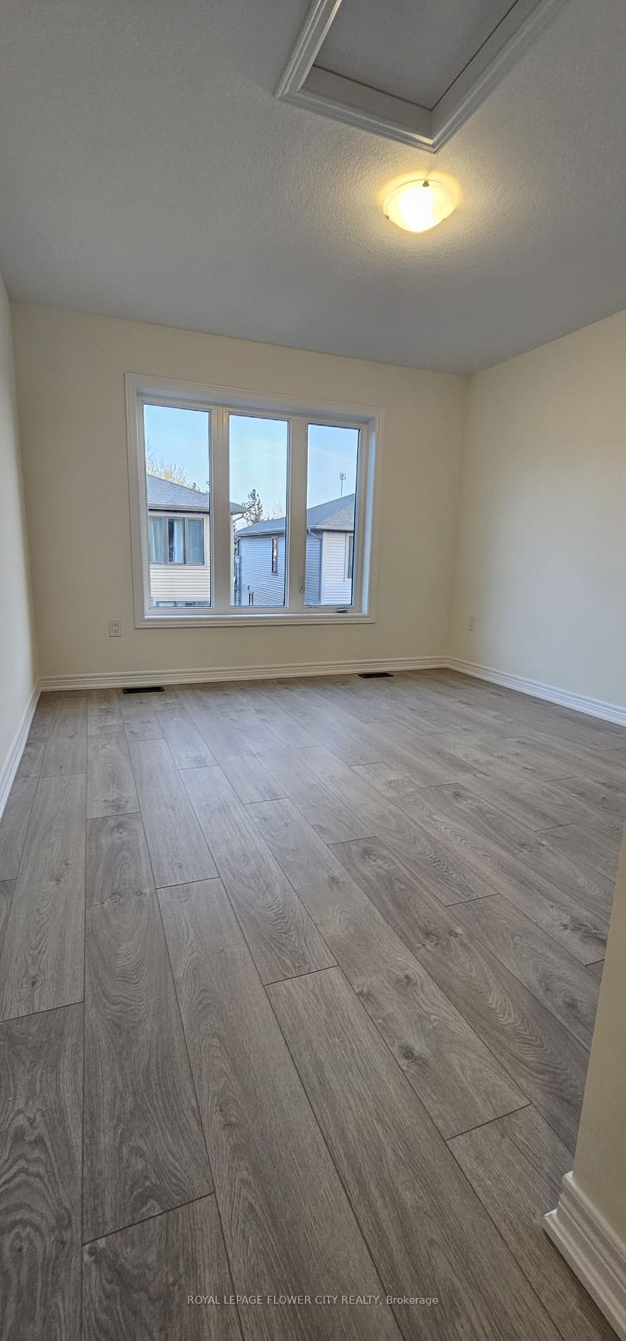 10 Birmingham Dr, #106