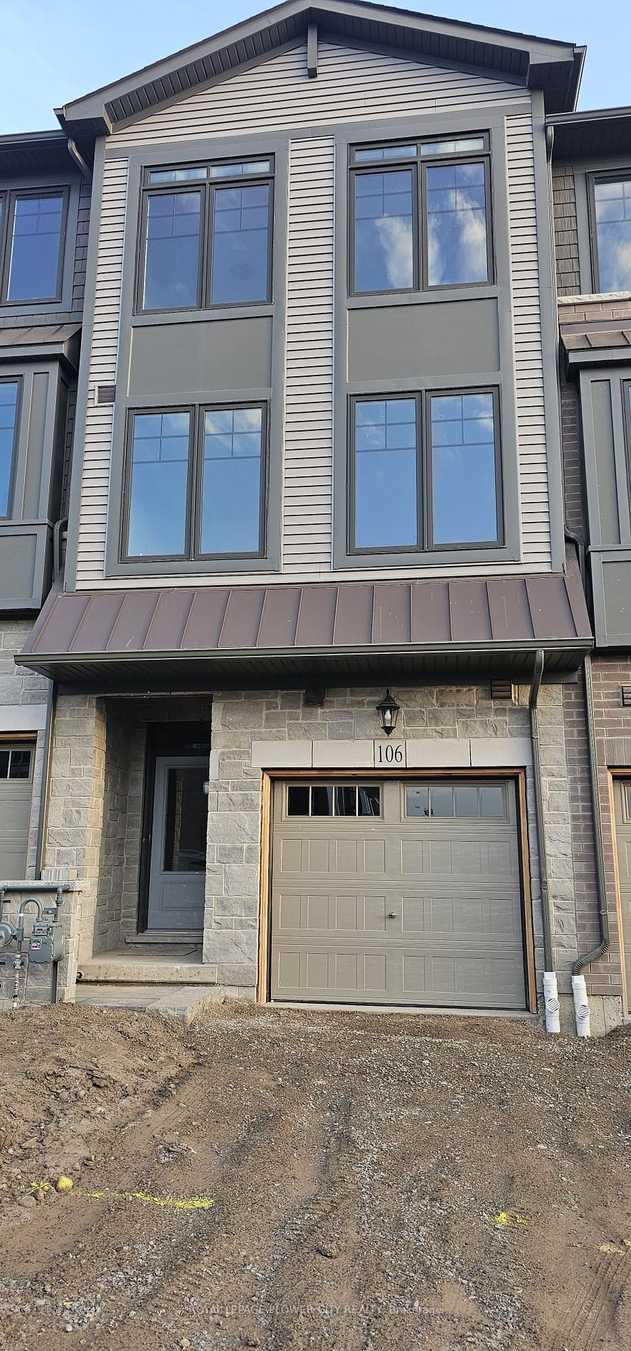 10 Birmingham Dr, #106