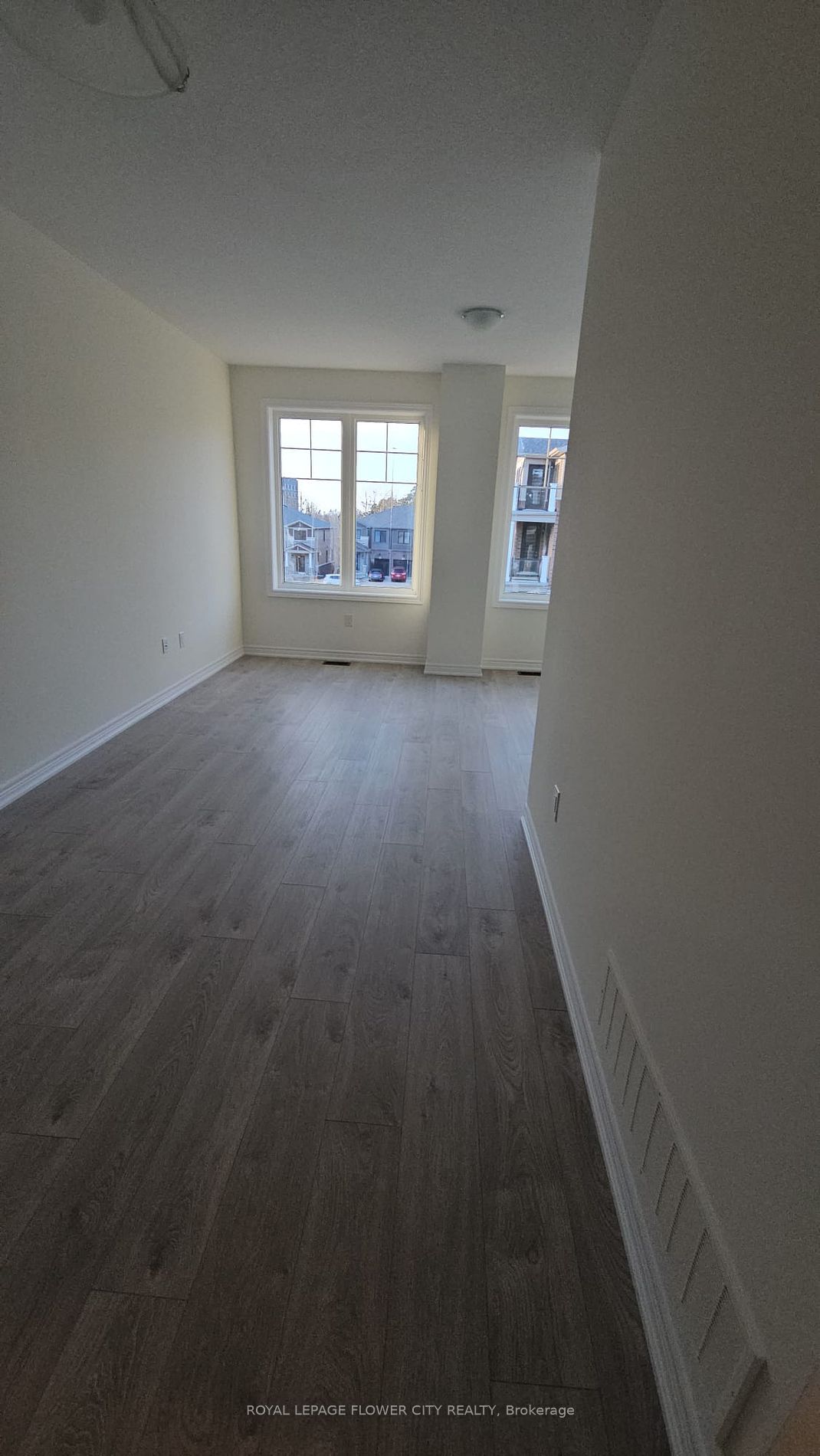 10 Birmingham Dr, #106