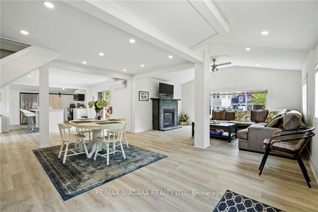 377 Cambridge Road W