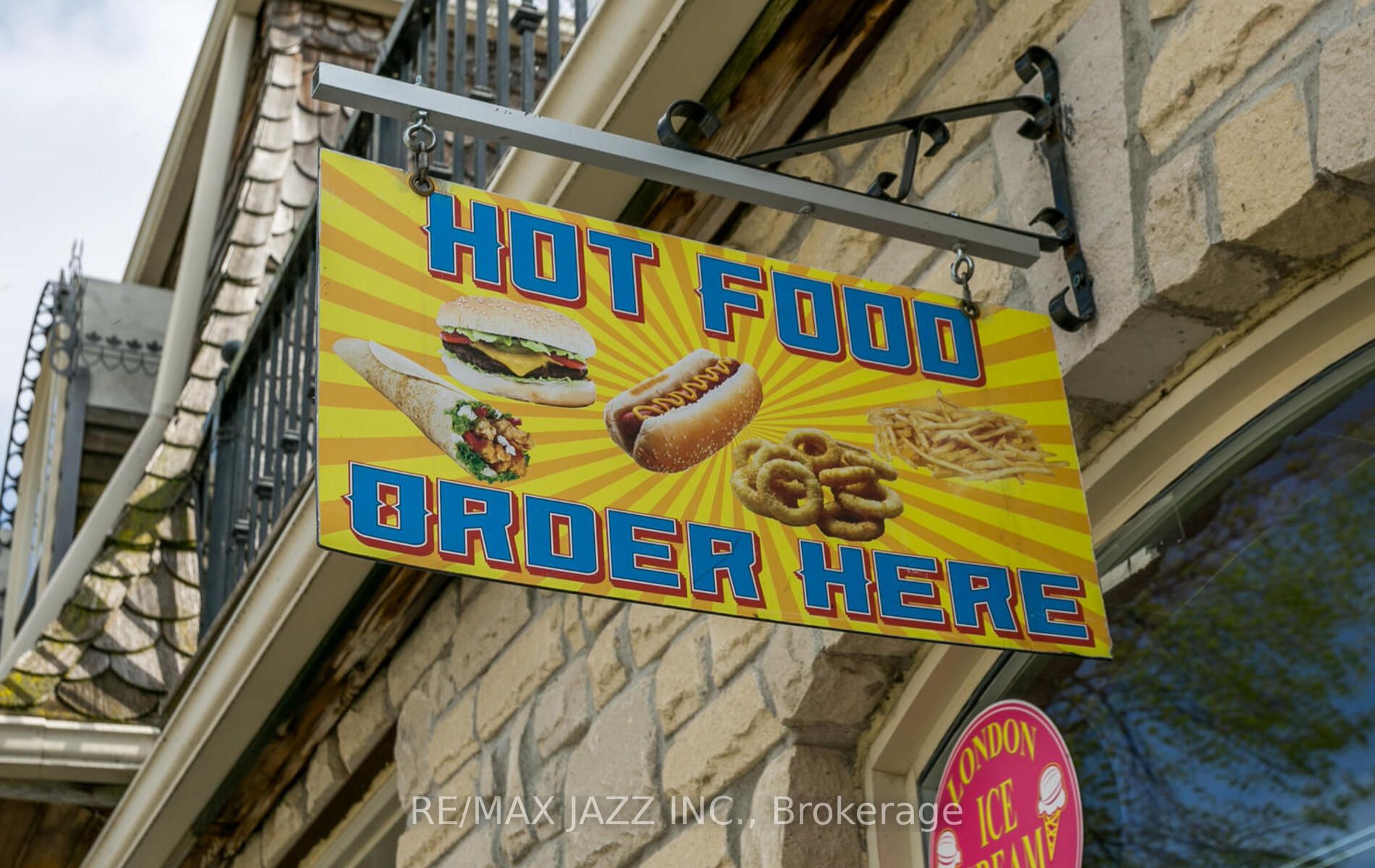 164 Division St