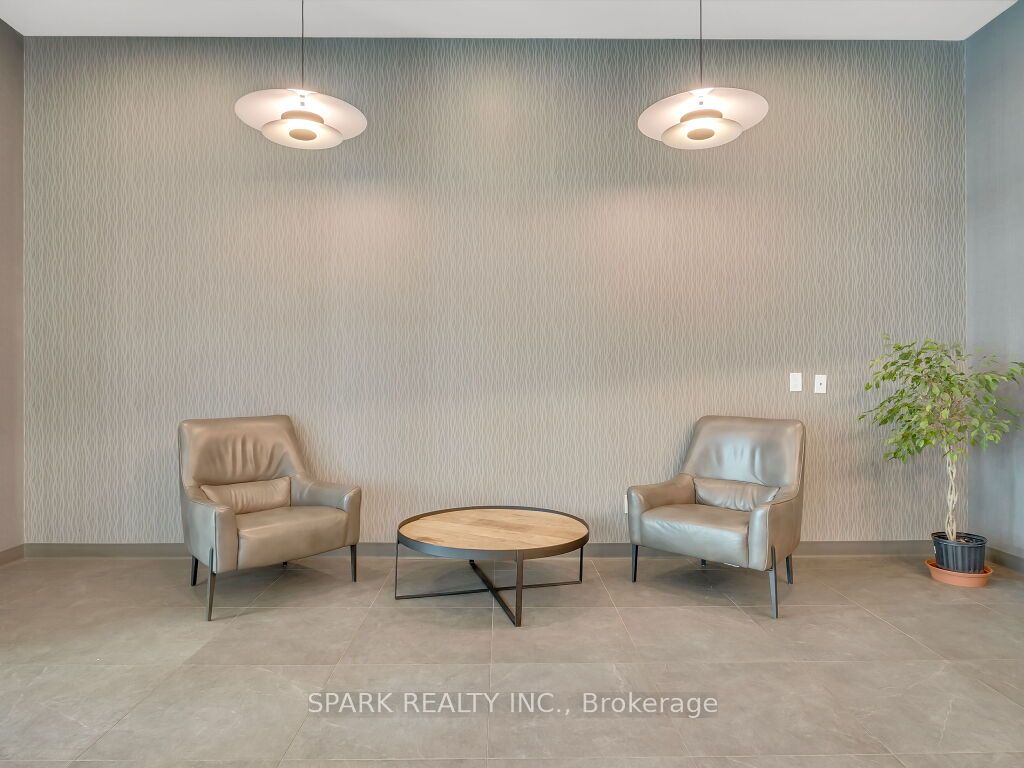 60 Frederick Street, #712
