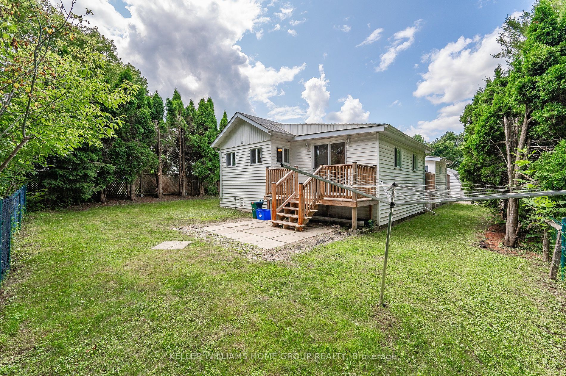 9 Cedar Lane