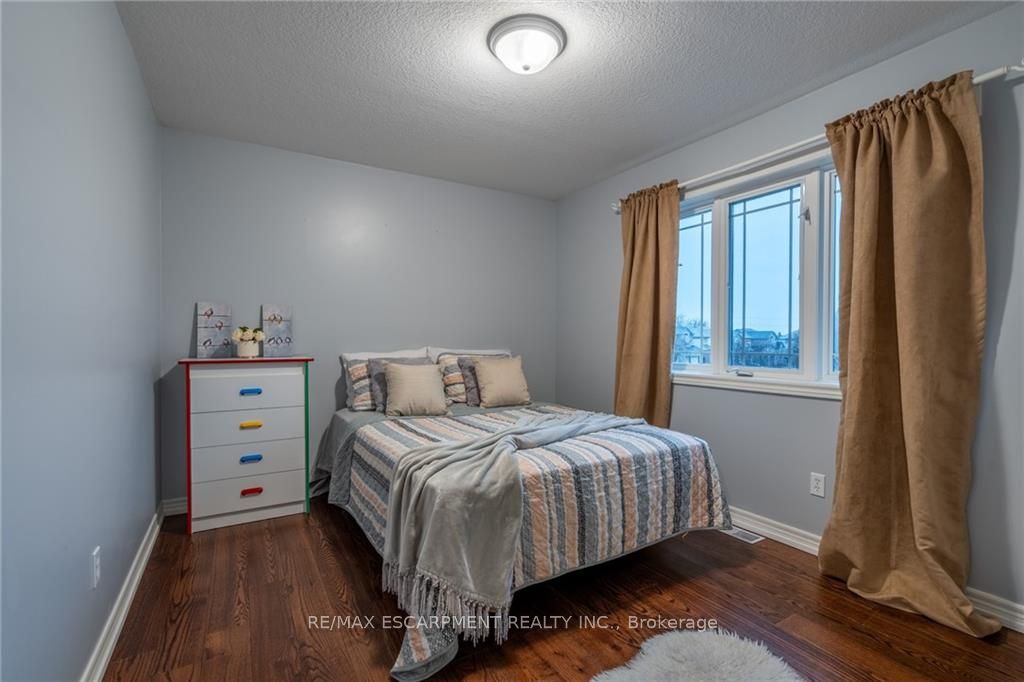 152 Central Ave