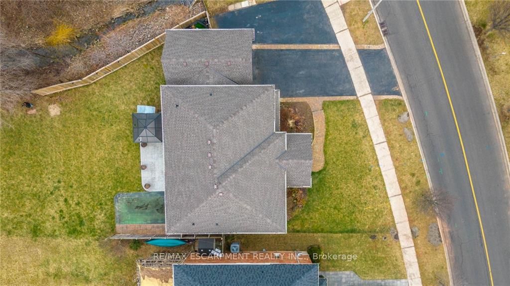 152 Central Ave
