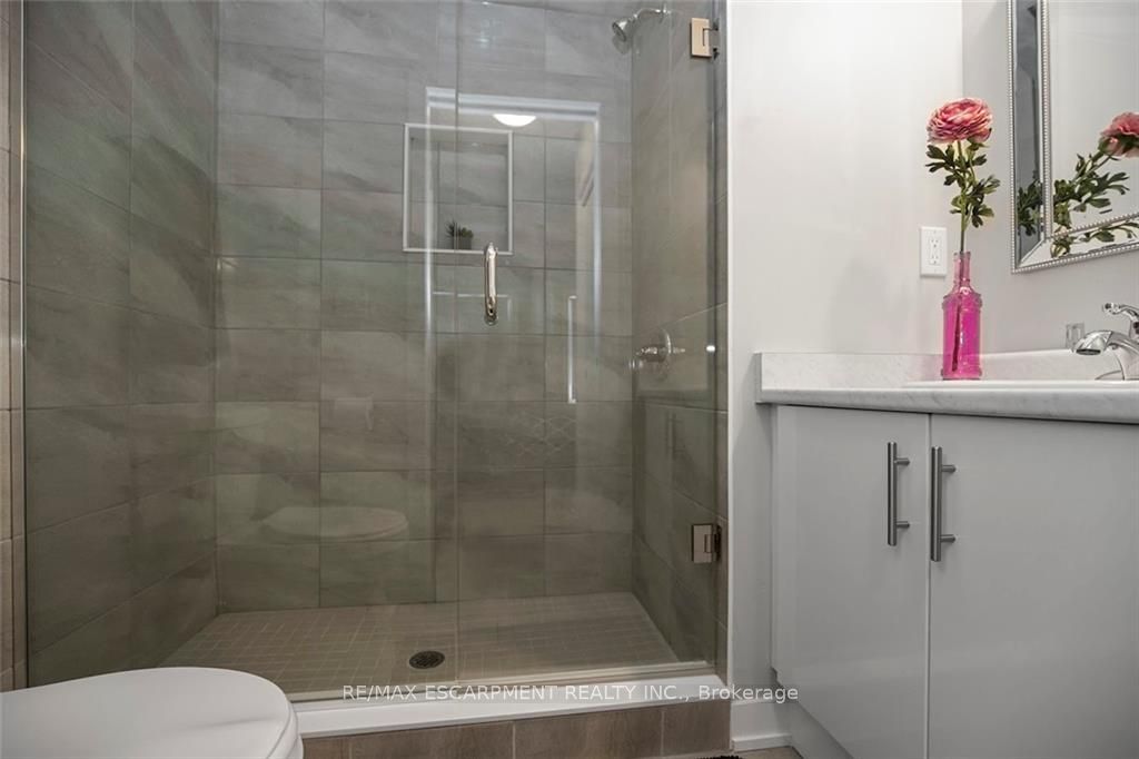 527 Shaver Road, #24