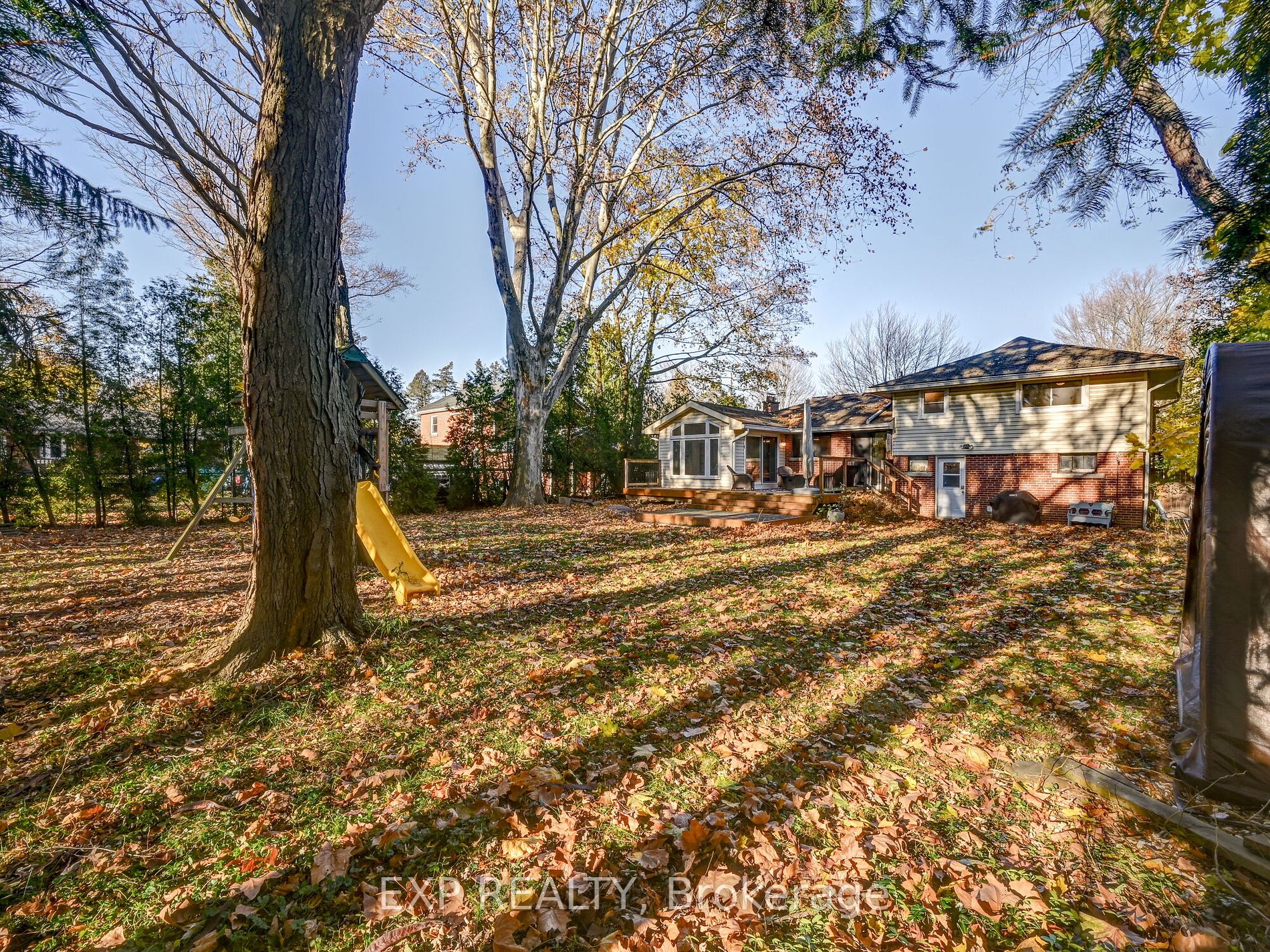 3 Dundana Ave