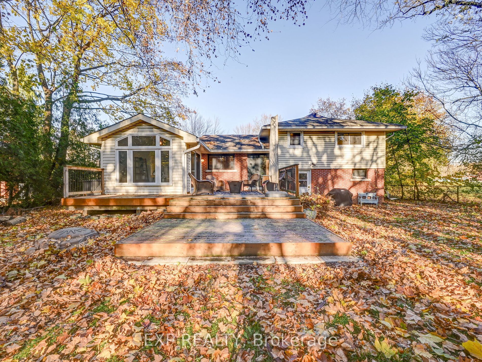 3 Dundana Ave