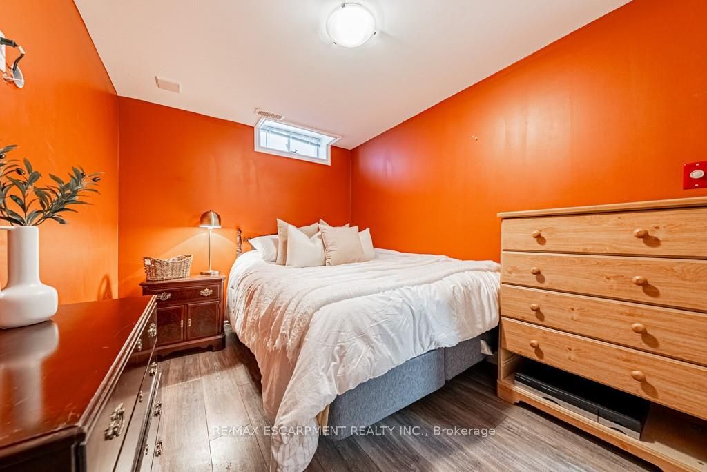 135 Theodore Dr