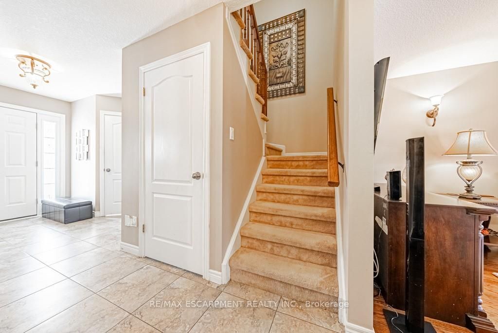 135 Theodore Dr