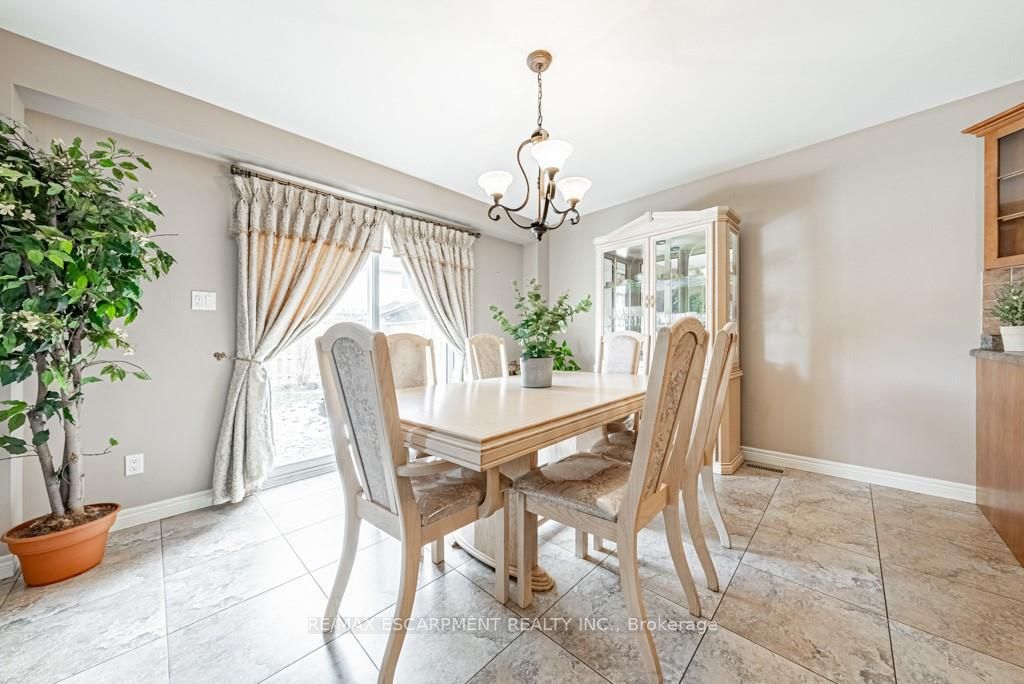 135 Theodore Dr