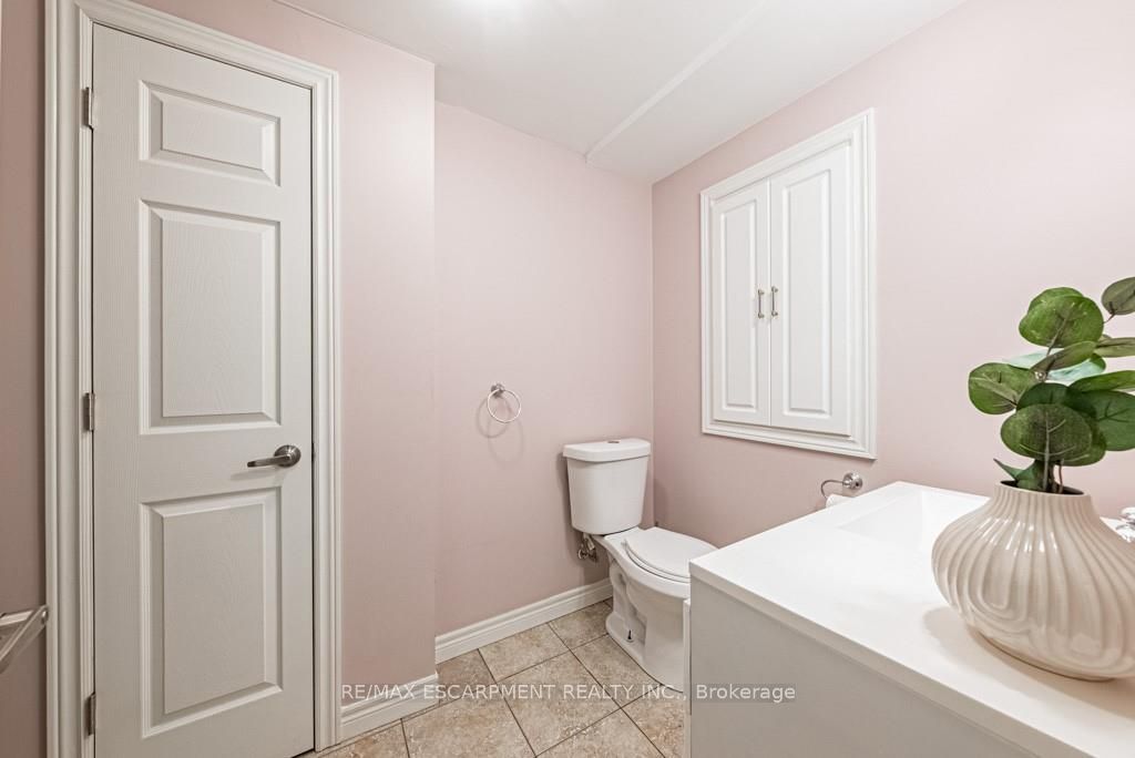 135 Theodore Dr