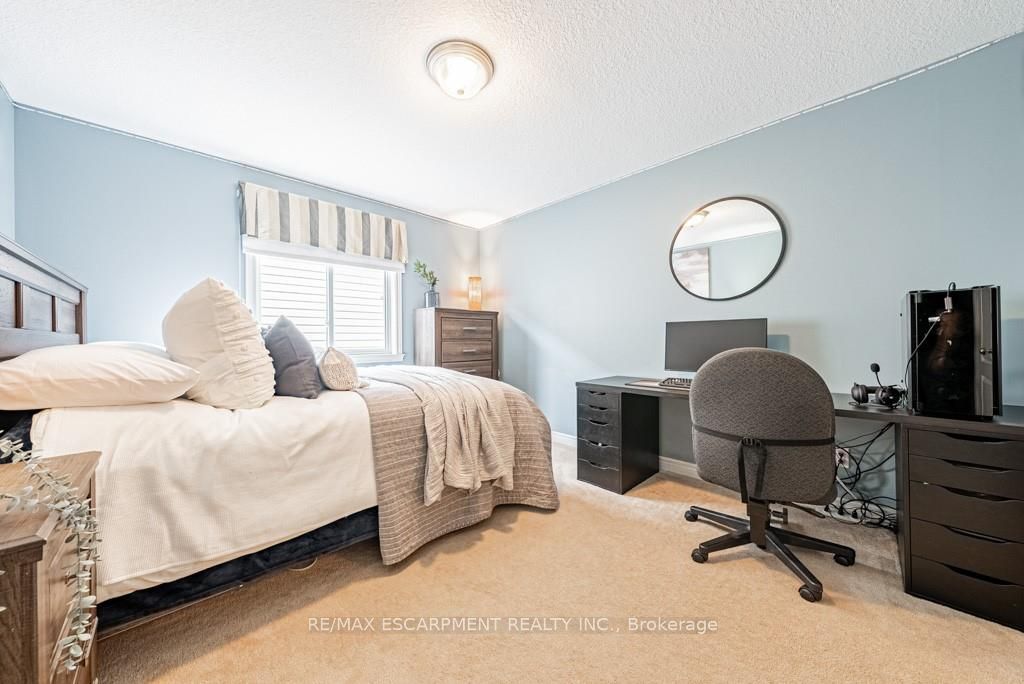 135 Theodore Dr