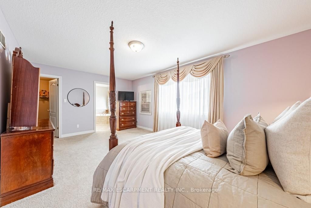 135 Theodore Dr
