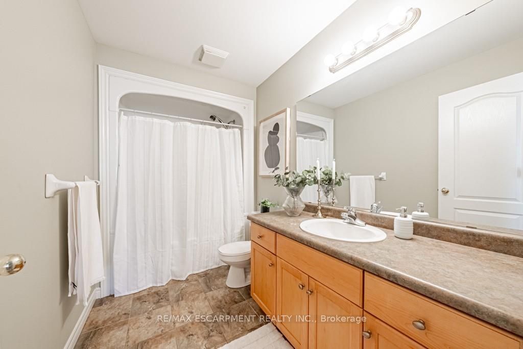 135 Theodore Dr