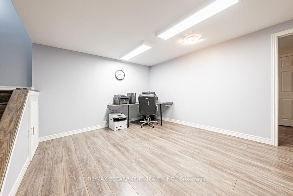 135 Theodore Dr