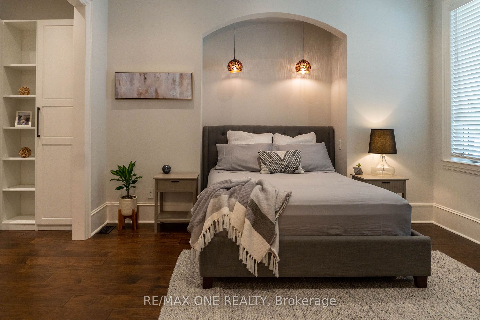 64 Ravina Cres
