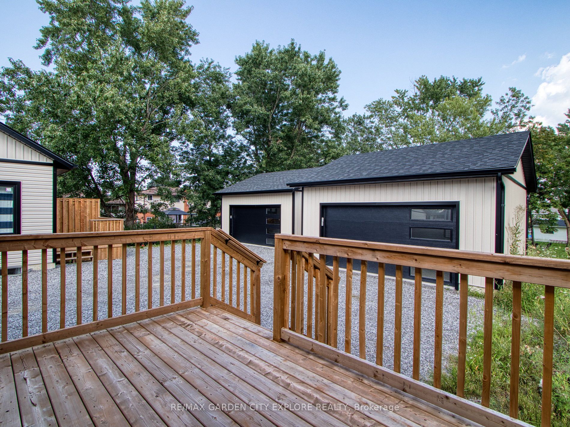 13 Valley Rd, #3-Upper