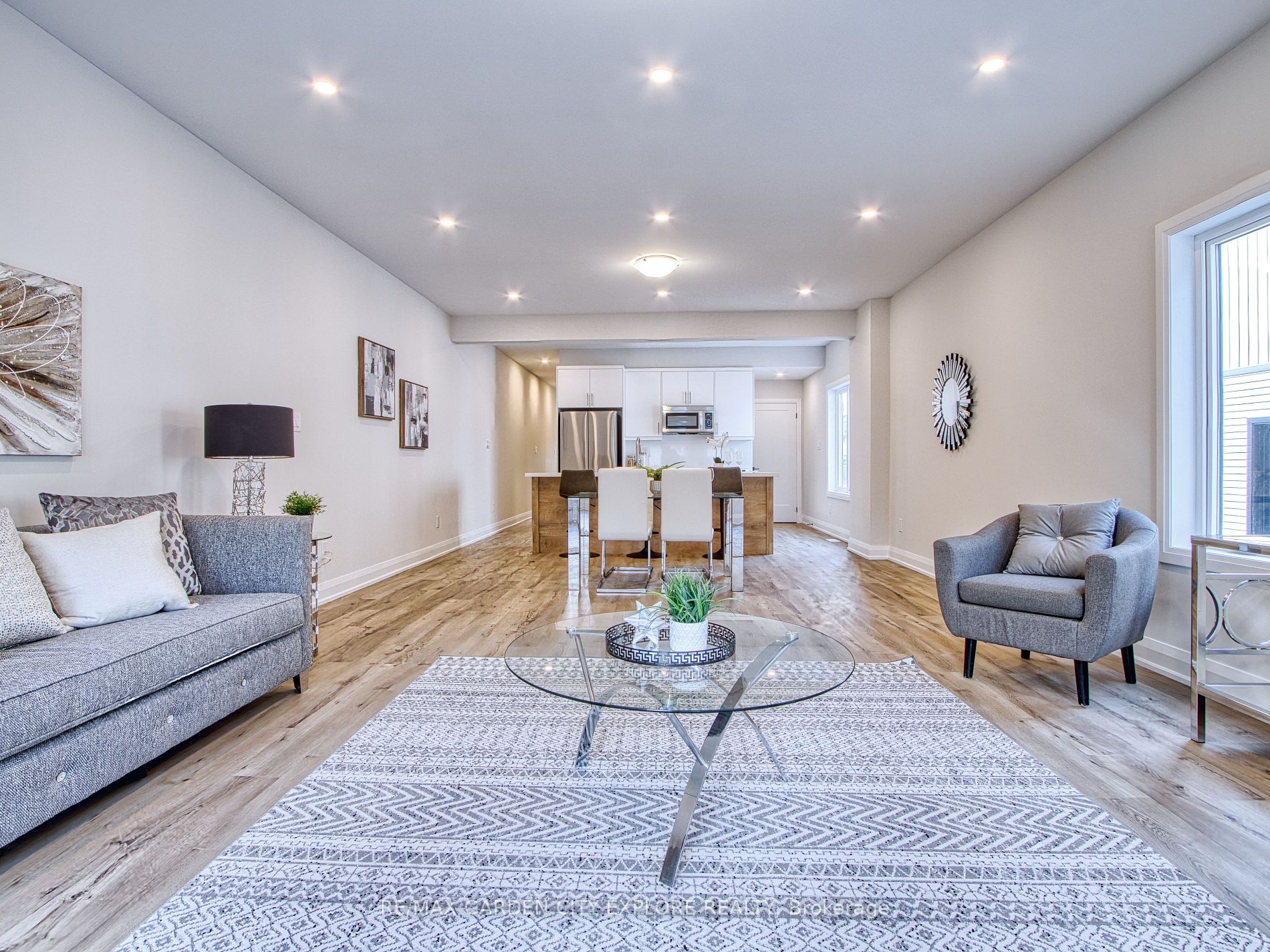 13 Valley Rd, #3-Upper