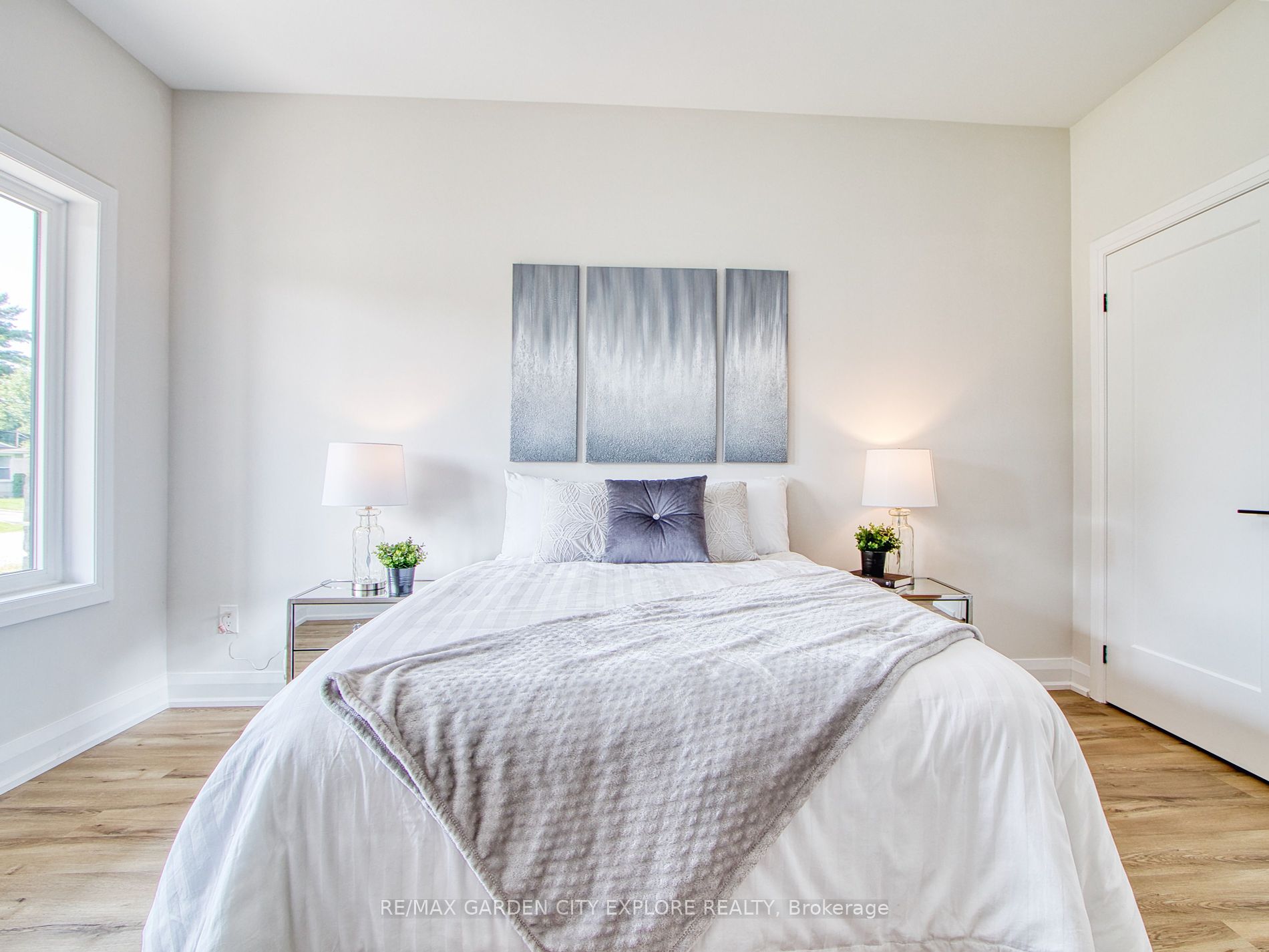 13 Valley Rd, #3-Upper