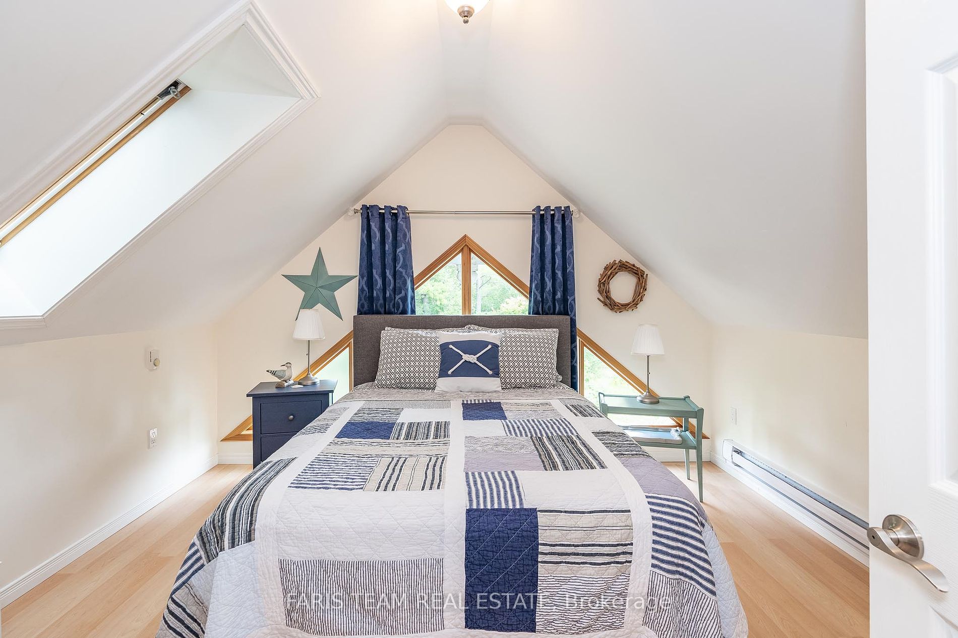 220 Kamenni Bay Road