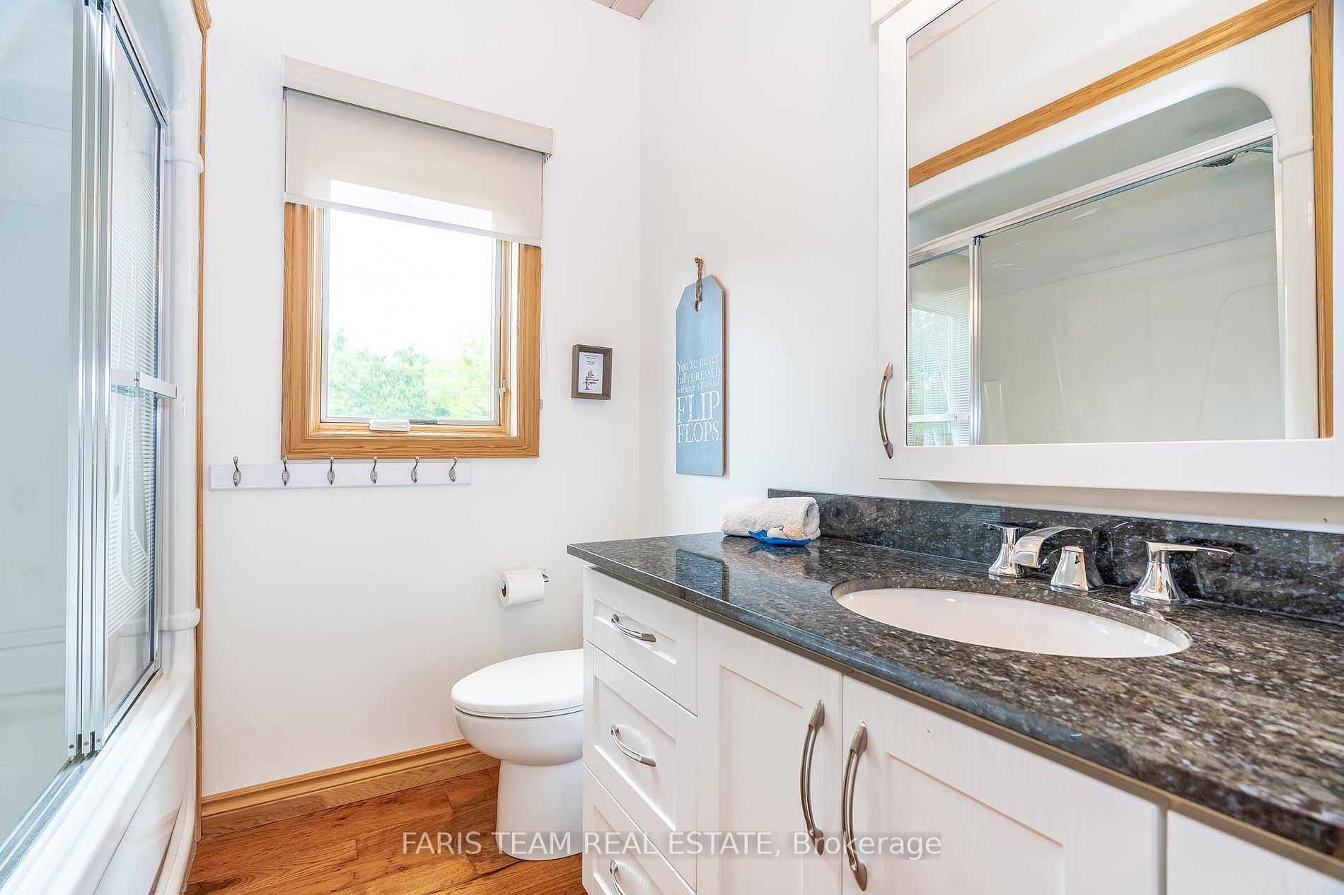 220 Kamenni Bay Road