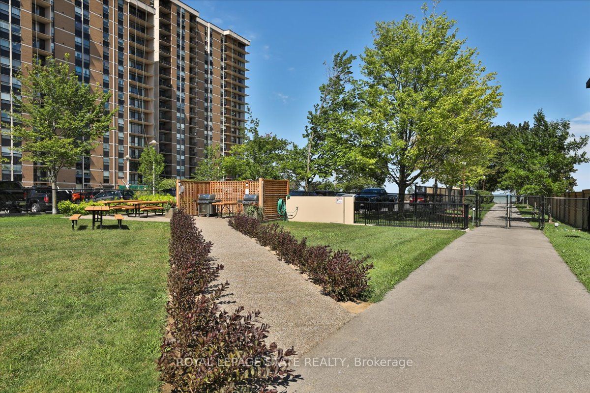 301 Frances Avenue, #404