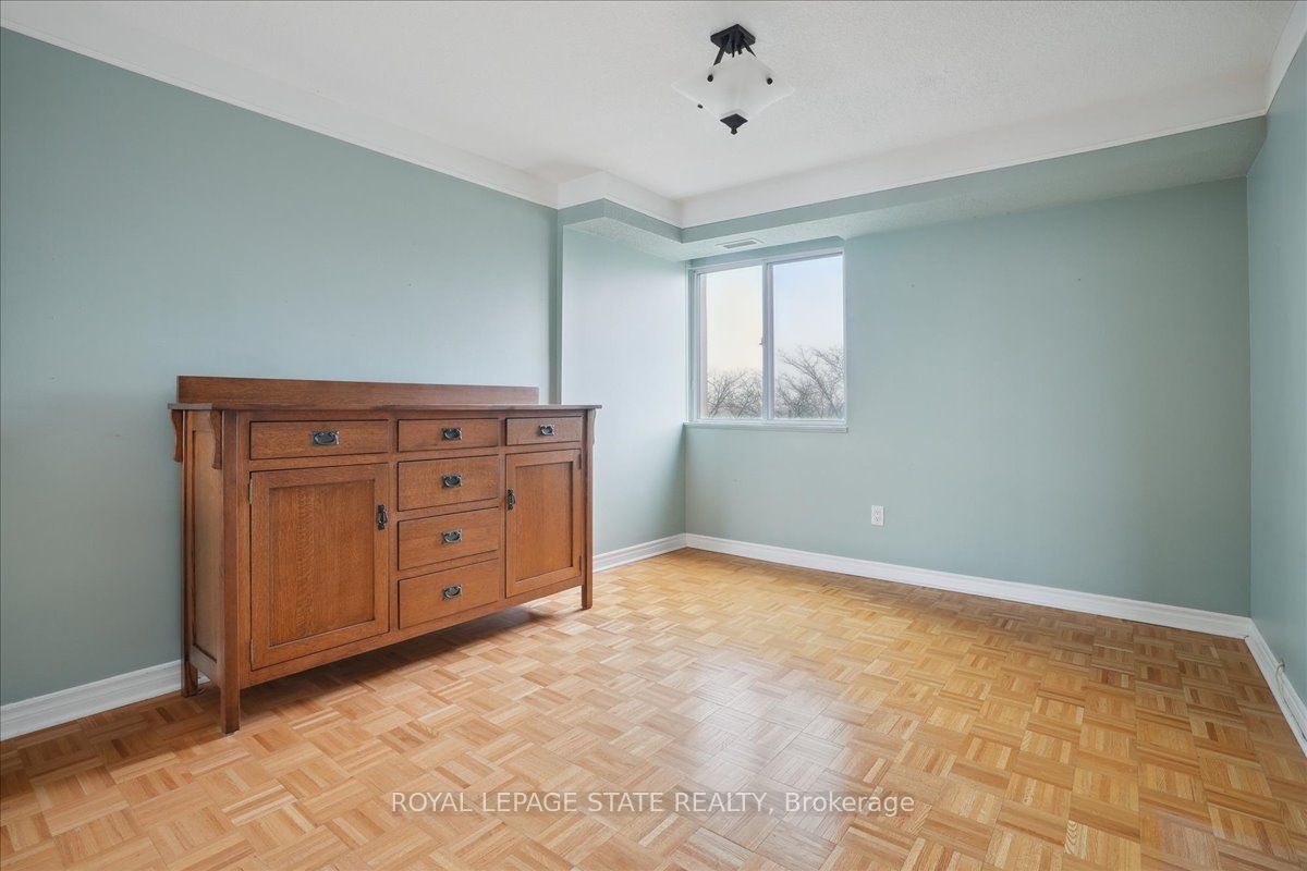 301 Frances Avenue, #404