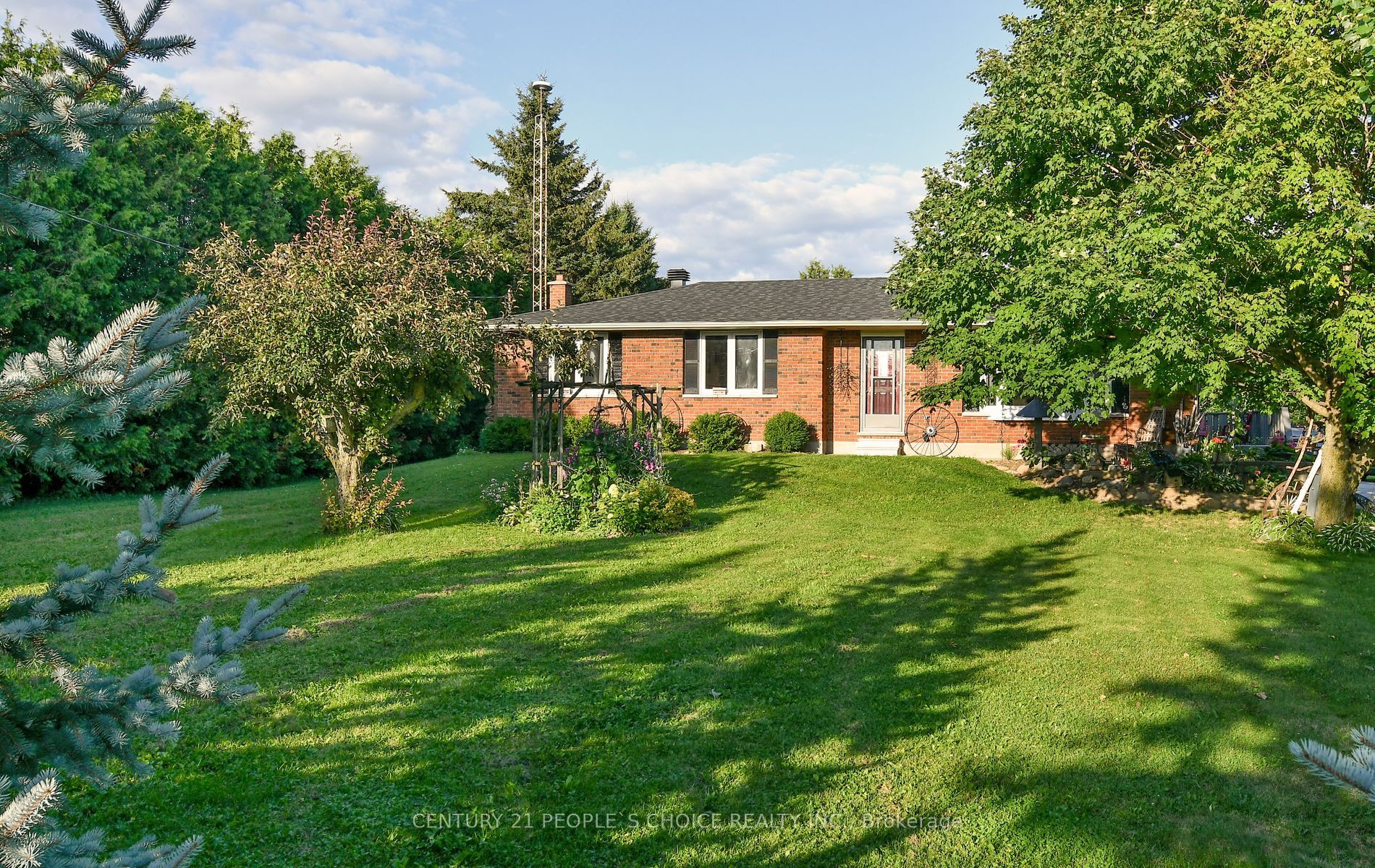 394073 County Road 12 Road