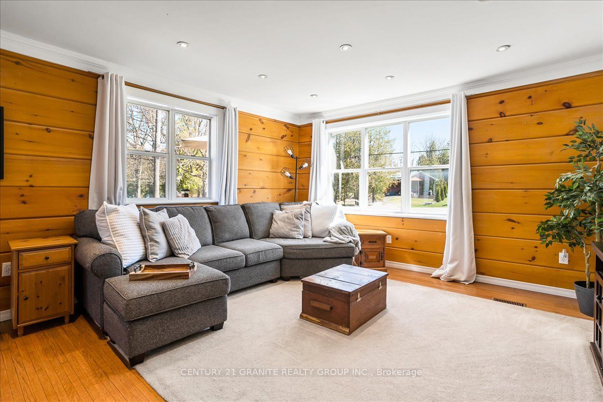 3 Lambs Lane