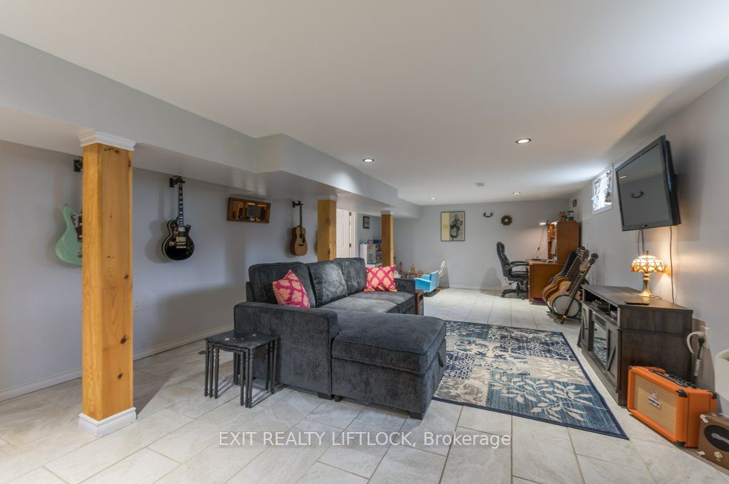 2661 Maple Grove Road