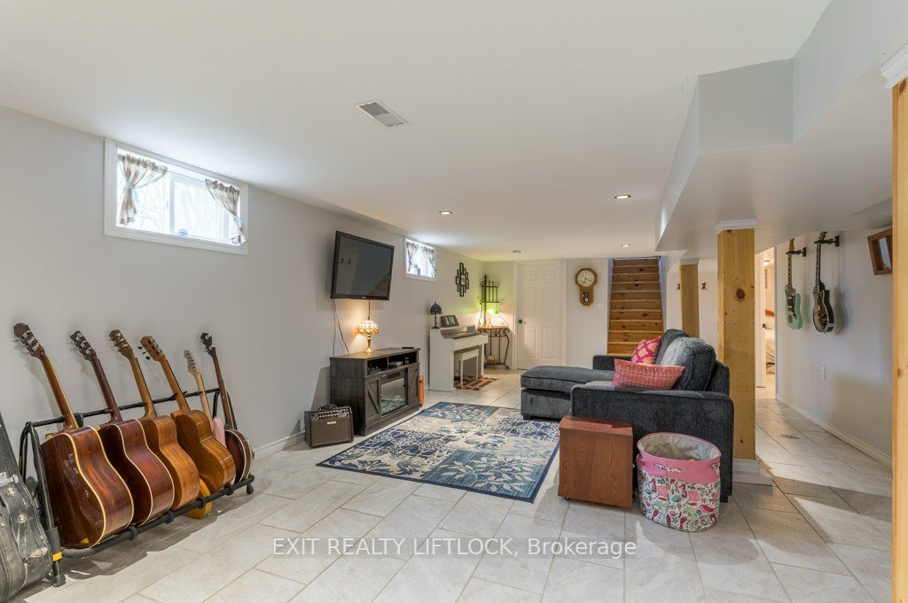 2661 Maple Grove Road