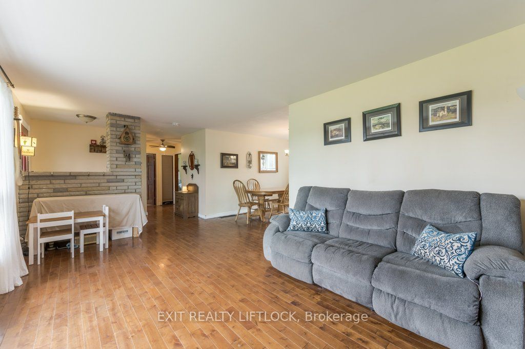 2661 Maple Grove Road
