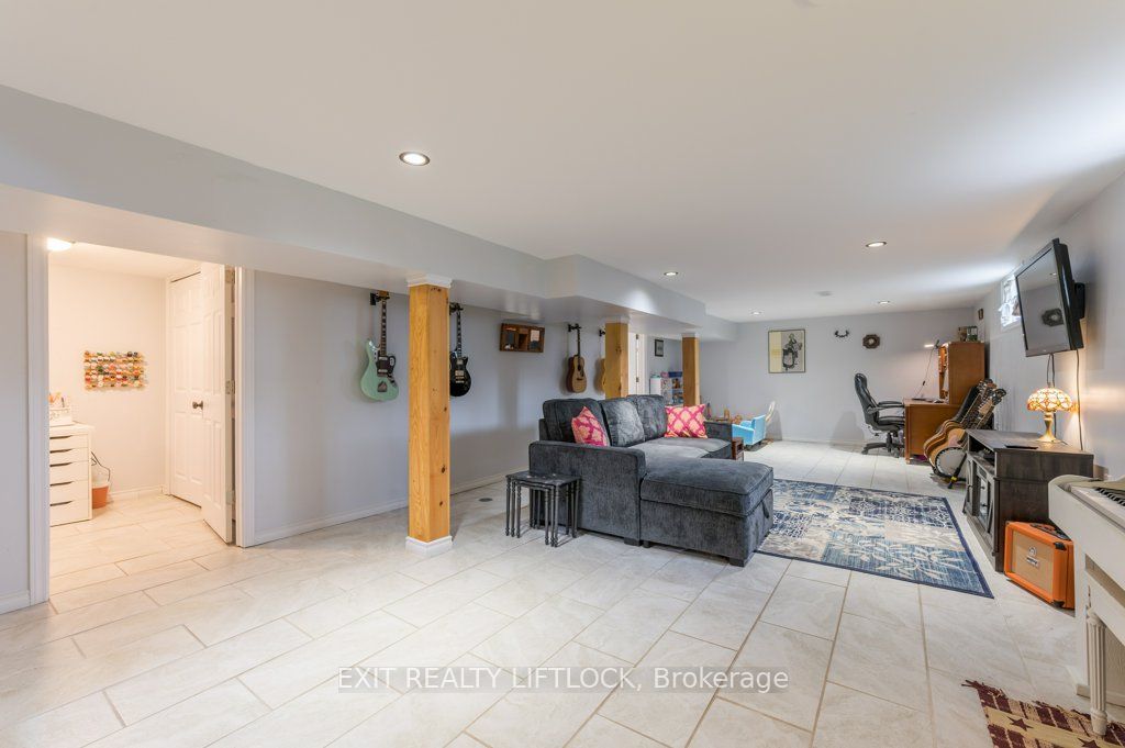 2661 Maple Grove Road