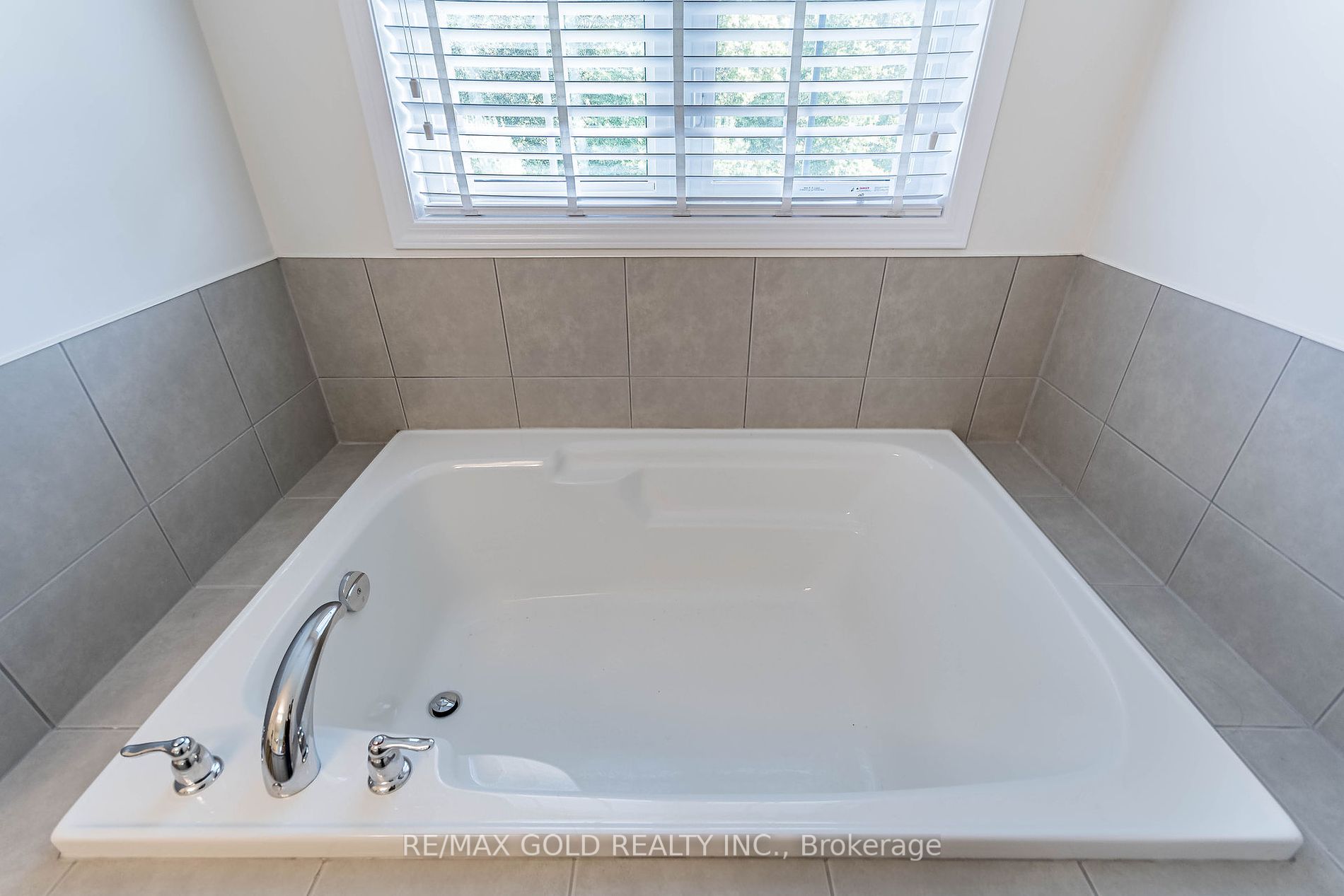 7616 Tupelo Cres, #On