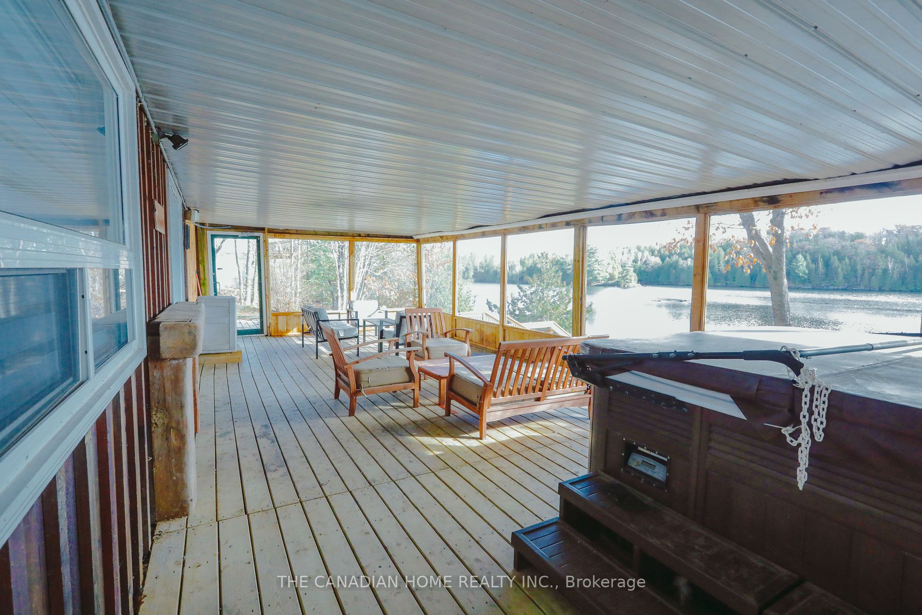 92 Mckellar Lake Road