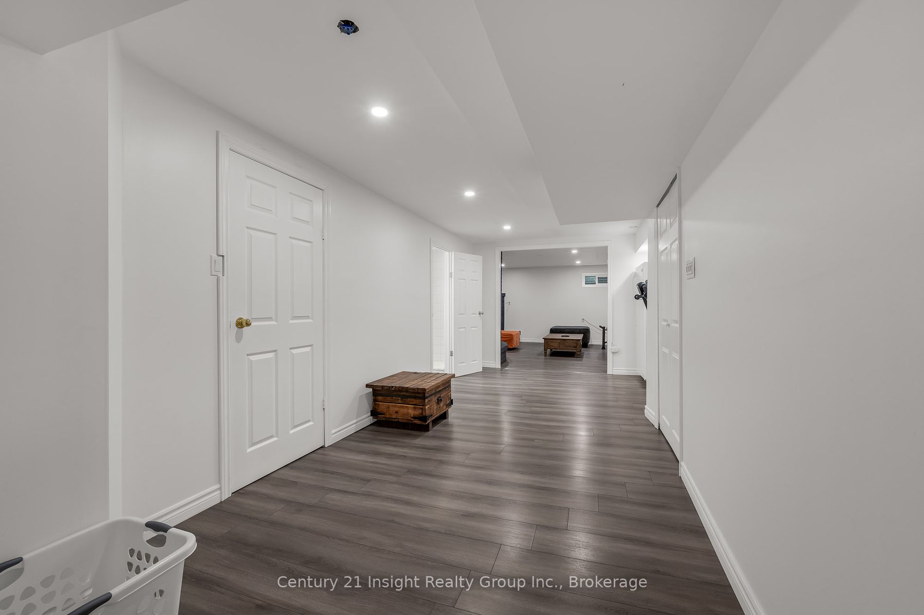 283 Macintosh Dr