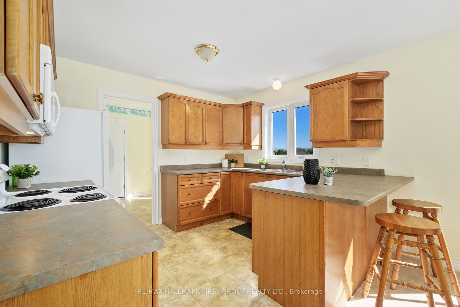 10 Ravine Dr
