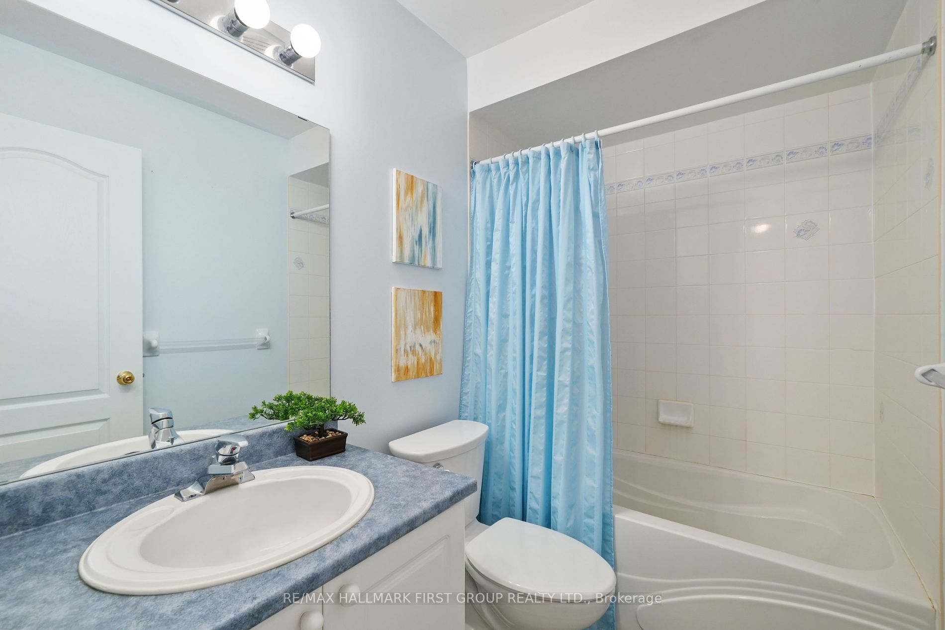 10 Ravine Dr