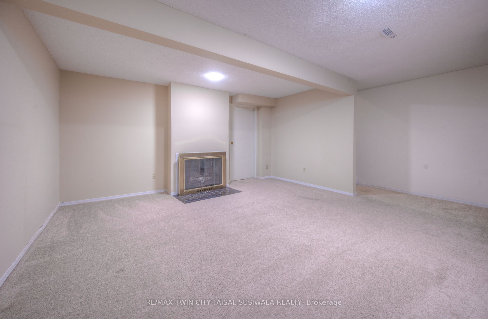 255 Northlake Dr, #11
