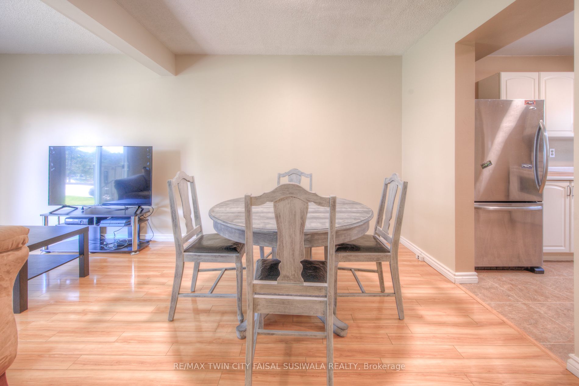 255 Northlake Dr, #11
