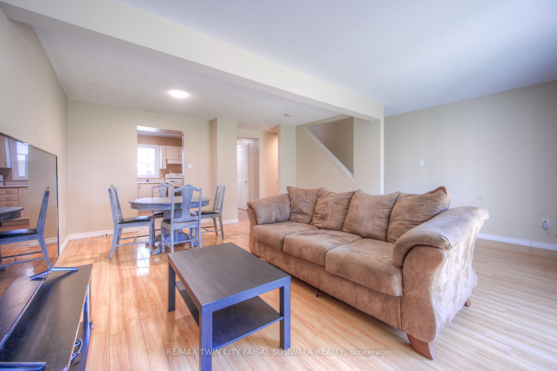 255 Northlake Dr, #11
