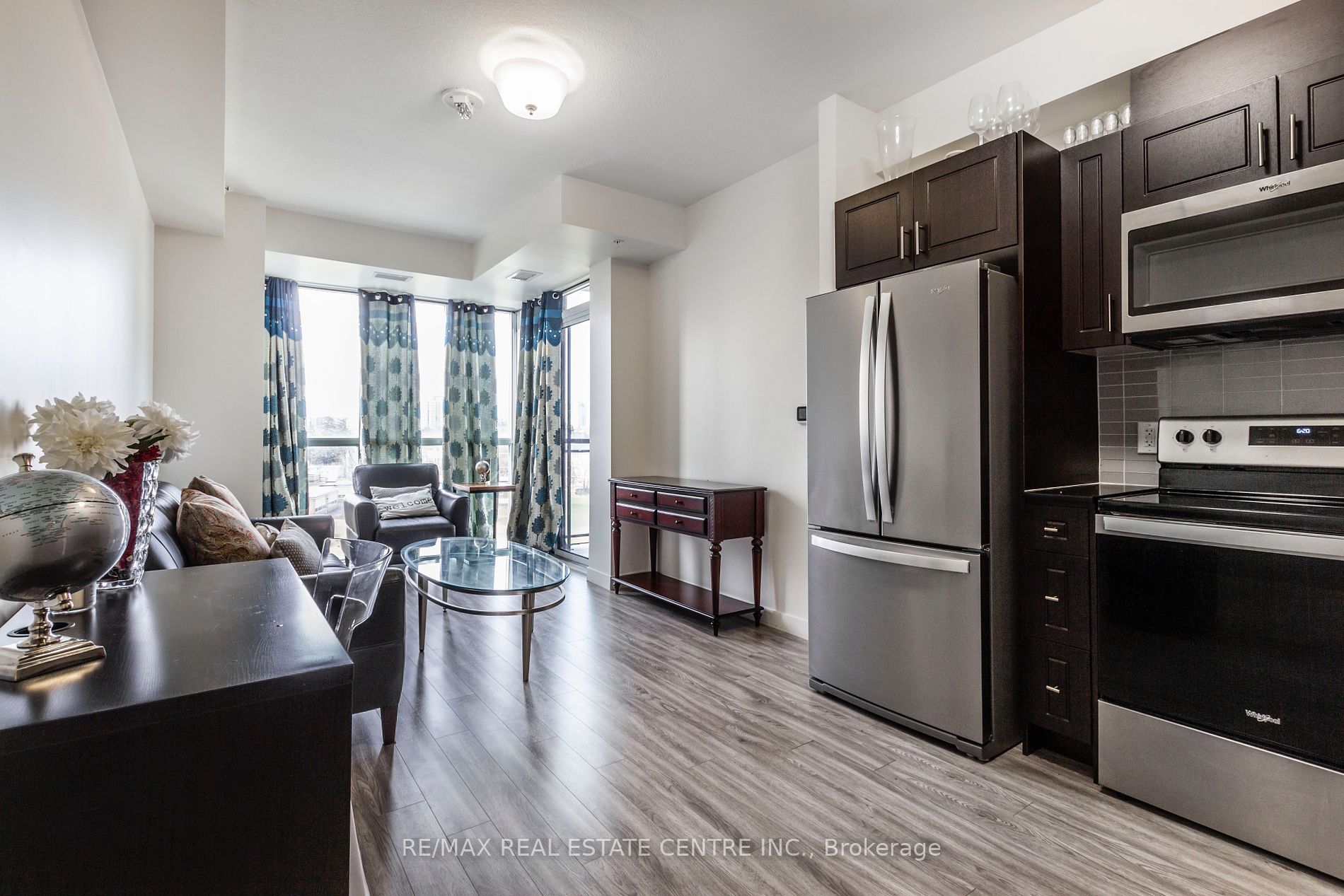 128 King Street N, #708