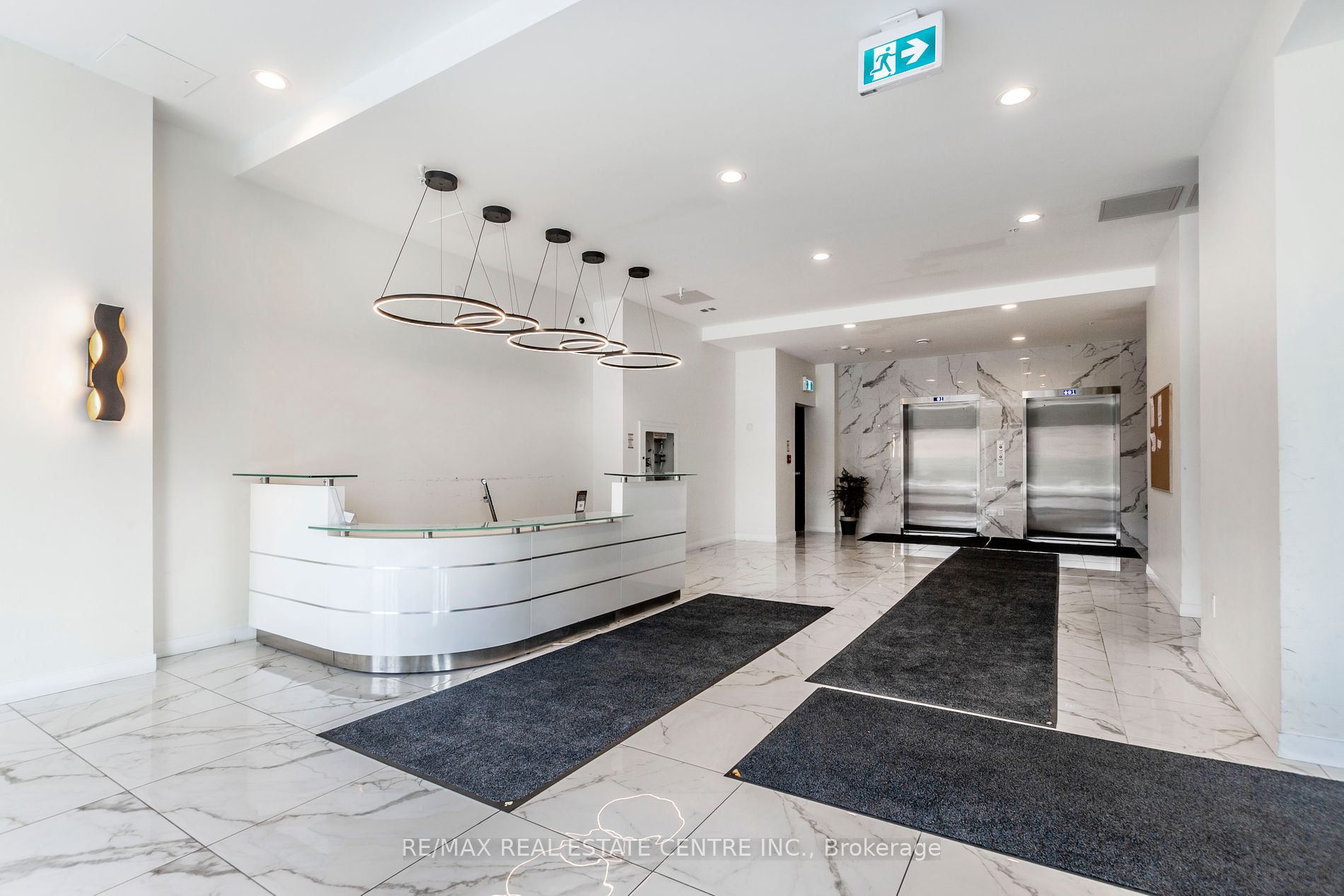 128 King Street N, #708