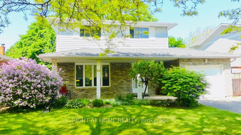 24 The Meadows St