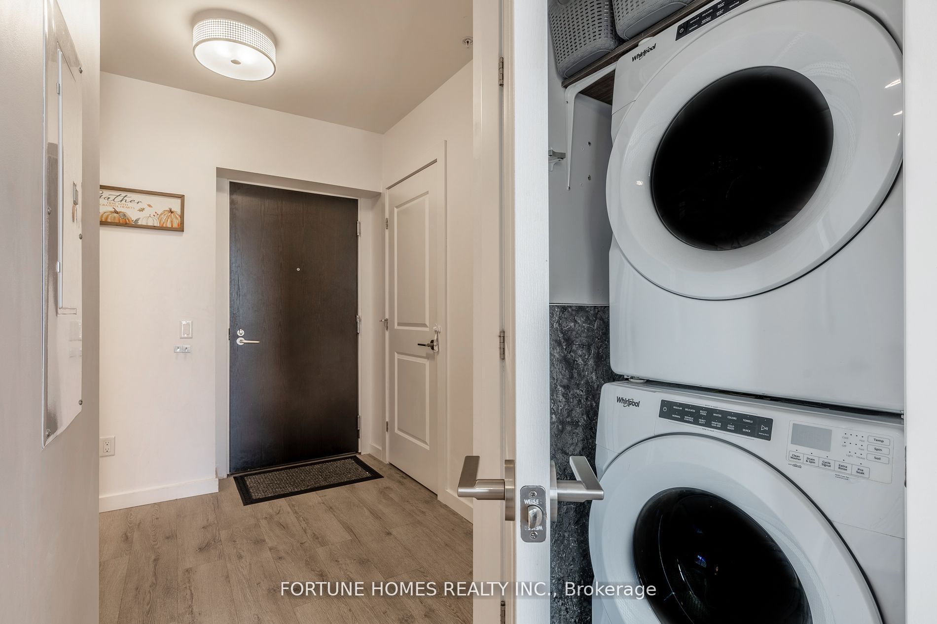 181 King Street S, #1712