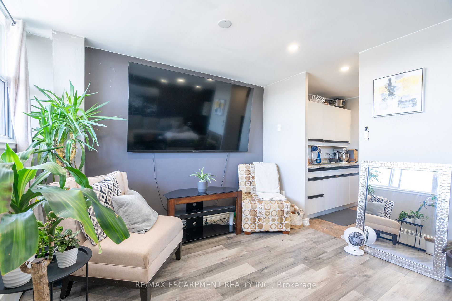 215 Glenridge Avenue #1510